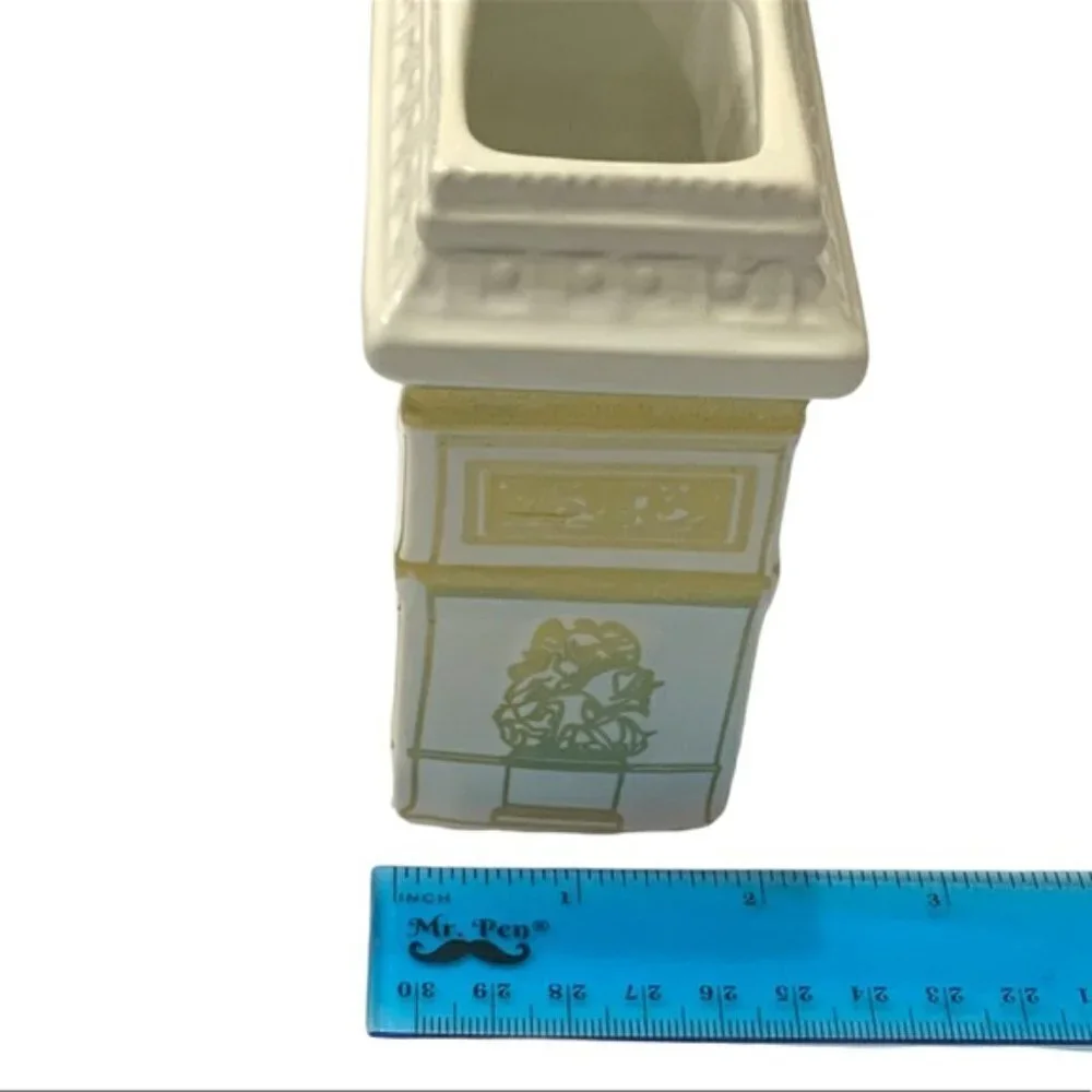 Paris Toothbrush Holder Arc de Triomphe Parisian French Ceramic Decor White Gold